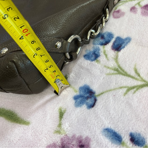 Coach Brown Leather Shoulder Bag w/ purple lining - Picture 6 of 13